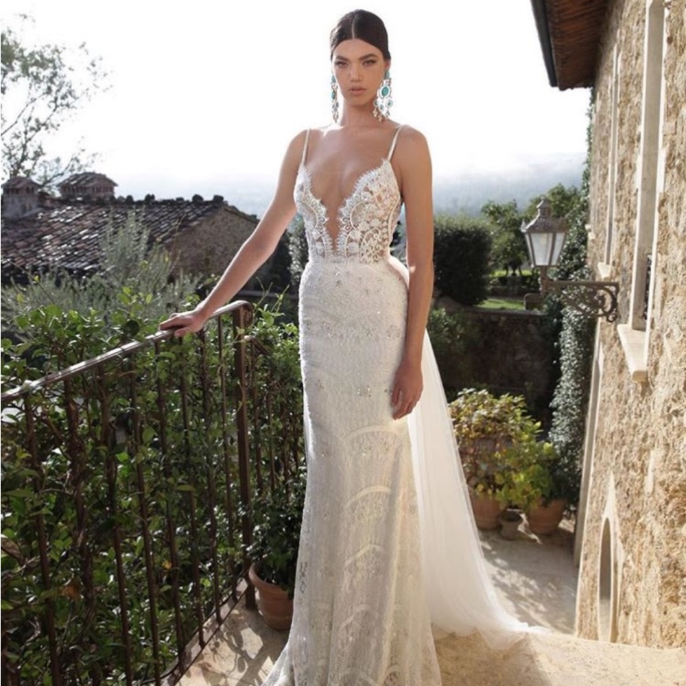 Berta wedding dress